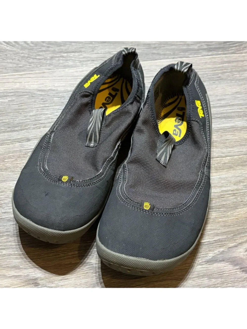 Teva Nilch Mens 11 Hybrid Water Shoes Black Lightweight Quick Dry Mesh Slip On